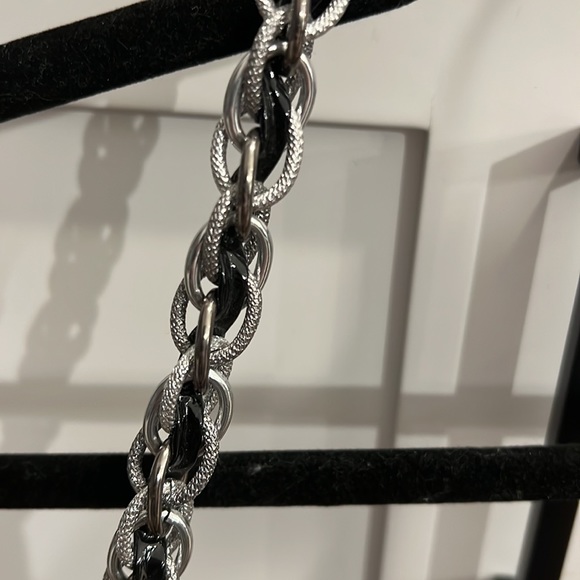 Elliott Lucca Purse - Picture 6 of 11